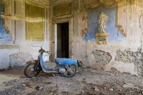 Obsidian Urbex Photography On Twitter Villa Vespa Is A Crumbling