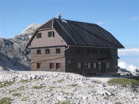 Stanica Hütte Bewirtschaftete Hütte outdooractive