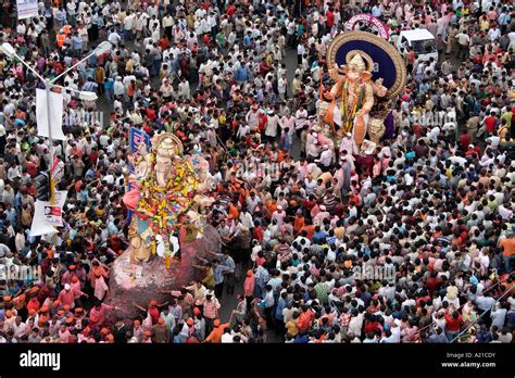 Ganesh Visarjan Mumbai Maharashtra India Stock Photo Alamy