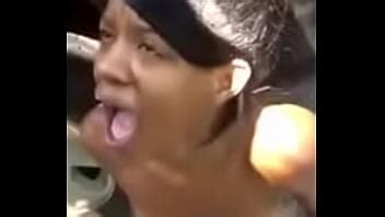 Orinar En La Novia De Bano Xvideos