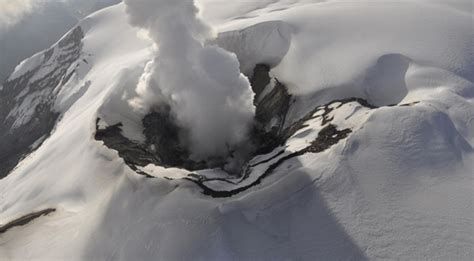 Colombian Volcano Nevado del Ruiz Has Increased Activity