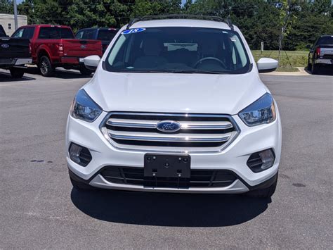 Pre Owned 2018 Ford Escape SE FWD Sport Utility