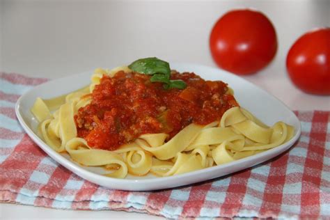 Tagliatelle Al Rag Alla Bolognese La Ricetta Originale Di Un Gustoso