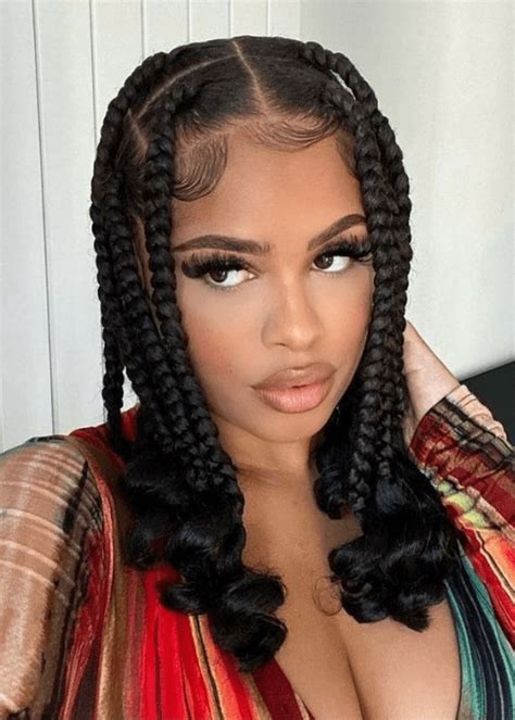 25 Beautiful Short Braid Hairstyles To Try This Summer Social Beauty Club Short Box Braids