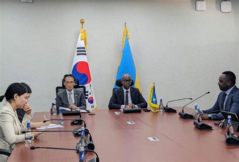 U Rwanda Na Korea YEpfo Byasinyanye Amasezerano Ya Miliyari 1 Umuseke