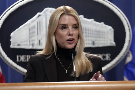 Pam Bondi Announces Lawsuit Against New York Over Immigration—'You're