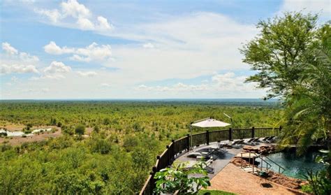 Victoria Falls Safari Suites - Safari World Tours