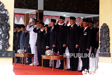 HUT Ke 78 RI SBY Resmikan Museum Galeri SBY ANI Di Pacitan Republika