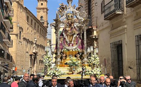 La Virgen del Rosario cierra el año cofrade de procesiones en Antequera