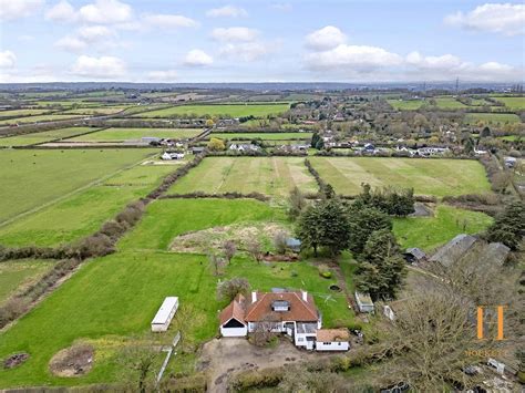 Tile Works Lane Rettendon Common 4 Bed Detached House For Sale £