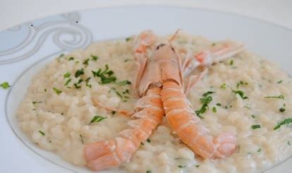 Risotto agli scampi di Totò piatto raffinato dal gusto delicato