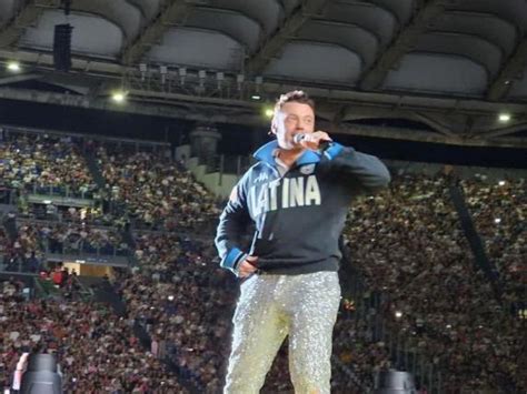 Lazio Pride Dopo L Iniziale S A Tiziano Ferro La Sindaca Di Latina