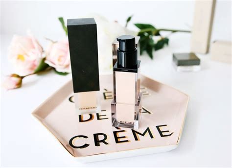 Burberry Fresh Glow Luminous Fluid Base Nude Radiance Review