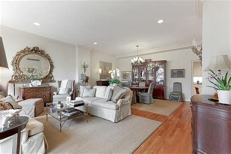 625 Saint Charles Ave New Orleans La 70130 Apartments For Rent Zillow