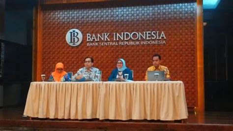 Triwulan Ii Defisit Transaksi Berjalan Tembus Persen Dari Pdb