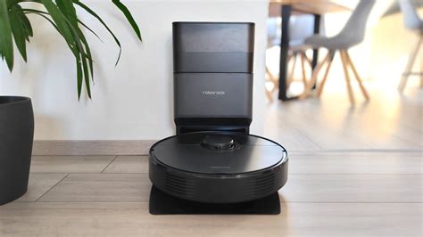 Roborock Q Max Review The Vacuum Robot Bestseller For A Small Budget