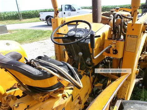 John Deere Jd 300 B Backhoe Farm 3521