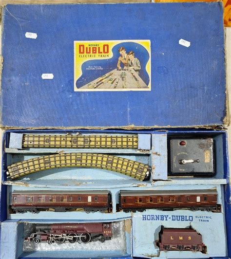 A Hornby Dublo Electric Train Set