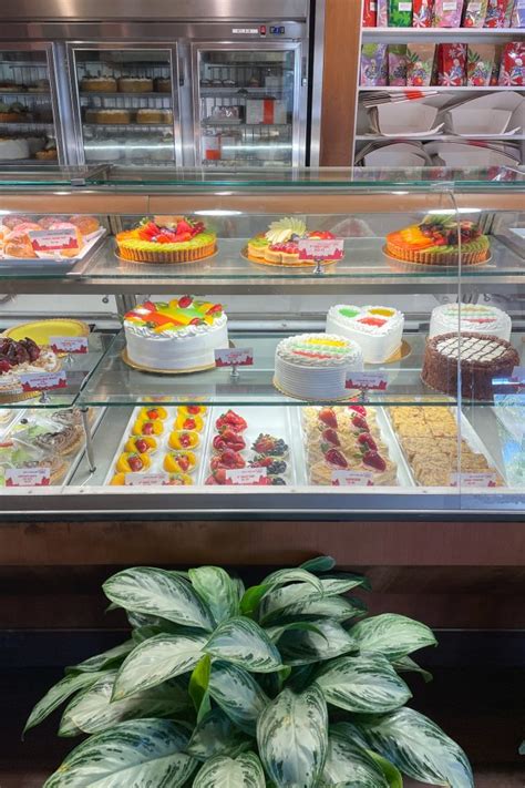 King's Hawaiian Bakery and Restaurant (Torrance, CA) - Onolicious Hawaiʻi