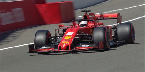 Ferrari Faz Nova Dobradinha No Treino Livre Na B Lgica E Hamilton