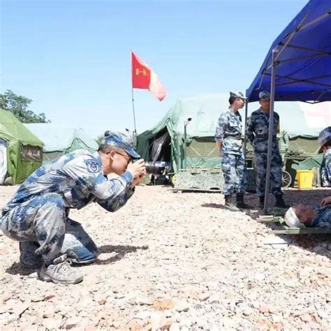 强军有我 卫勤力量⑤丨演训场上的“长枪短炮”战训新闻训练基地