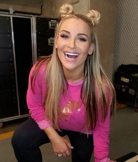 Pin By Caterina Galaczi On Natalya The Queen Of Harts Wwe Wwe