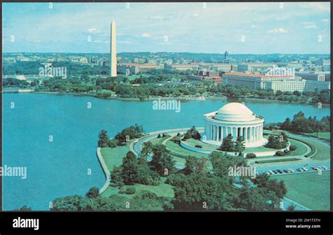 Una Hermosa Vista Panorámica Washington D C Lagos Y Estanques Monumentos Y Monumentos