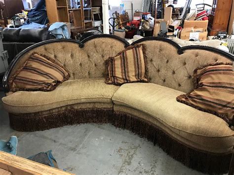 Curved Wood Trim And Fringe Bottom Sofa Kan And Consignments 2018 K Bid