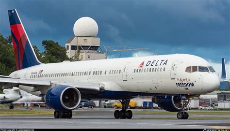 N694DL Delta Air Lines Boeing 757 232 WL Photo By Lukasz Jagodzinski