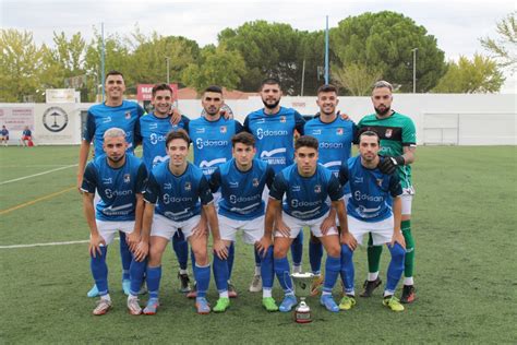 Dos Goles De Cabeza De Dani Siller Hacen Que El Cf Almod Var Debute