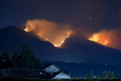 Kebakaran Gunung Merbabu Hanguskan 400 Hektare Lahan Republika Online