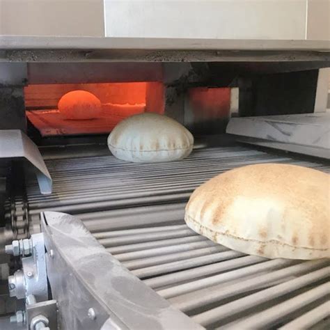 Naan Lebanese Arabic Roti Pita Bread Dough Maker Making Forming