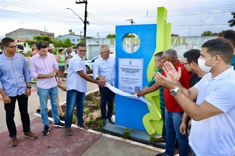 Prefeitura De S O Crist V O Inaugura Pra A Pai V Io E Mais Duas Ruas