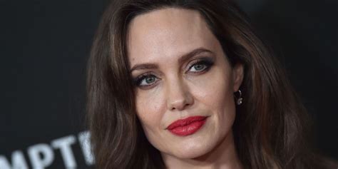 Angelina Jolie Calls On Un Peacekeeping Officials To Crack Down On