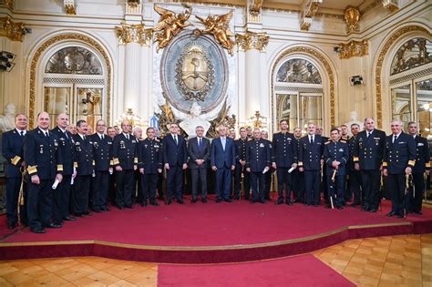 El presidente Fernández y el ministro Taiana hicieron entrega de