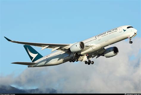 B Lqd Cathay Pacific Airbus A Photo By Liu Zxu Id