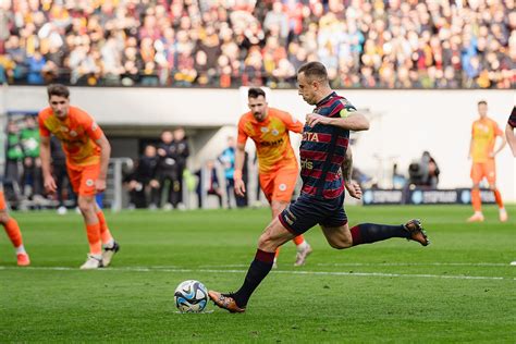 Ekstraklasa Pogo Nie Wykorzysta A Okazji Wpadka W Szczecinie Wideo