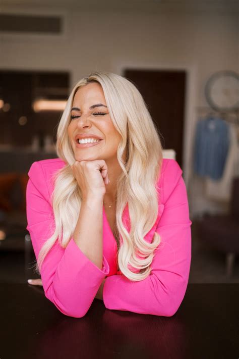 Amelia Sordell 🔥 On Linkedin I Started Building My Personal Brand