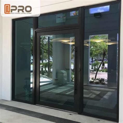 Transparent Glass Aluminum Pivot Doors For Residential Air Tightness