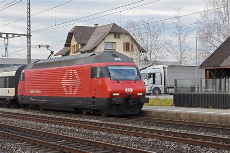 Re Durchf Hrt Den Bahnhof Rupperswil Bahnbilder De