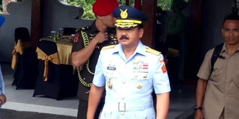 Jelang Hut Tni Ke Marsekal Hadi Tjahjanto Ziarah Ke Makam Soeharto