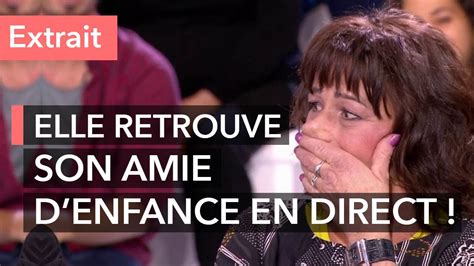 Retrouvailles Elle Retrouve Une Amie Denfance Ans Plus Tard