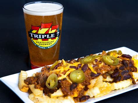 17 Restaurants To Try Near The Fremont Street Experience Las Vegas