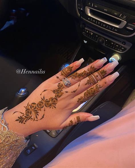 ʜᴇɴɴᴀ • ᴊᴀɢᴜᴀ • ʙᴏᴜɢɪᴇs On Instagram 🌸 Henna Tattoo By Hennailss