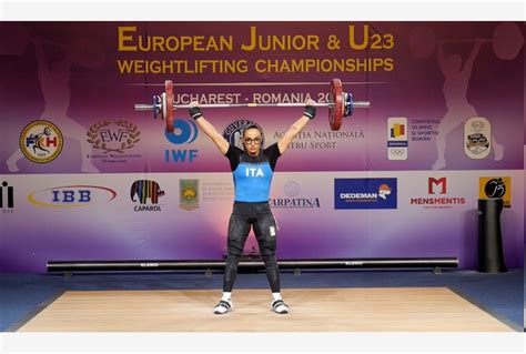 Martina Chiacchio Di Bronzo Agli Europei Jrs Di Pesi Tiscali Sport