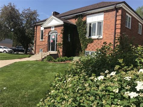 2219 Dakota Ave South Sioux City Ne 68776 Loopnet