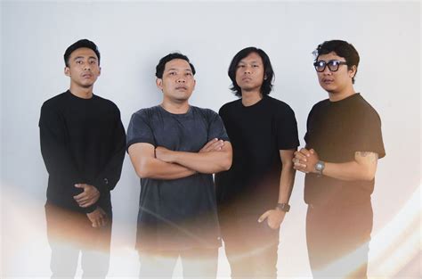 DONT CARE CONDITION Bangkitkan Paham Electronic Post Hardcore MUSIKERAS