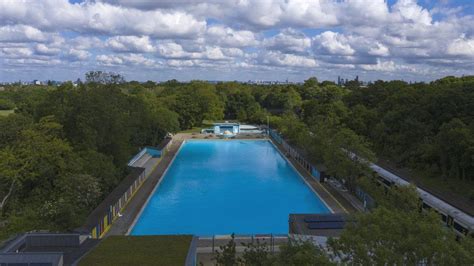 Tooting Bec Lido To Get Refurbishment Of Public Facilities Bbc News