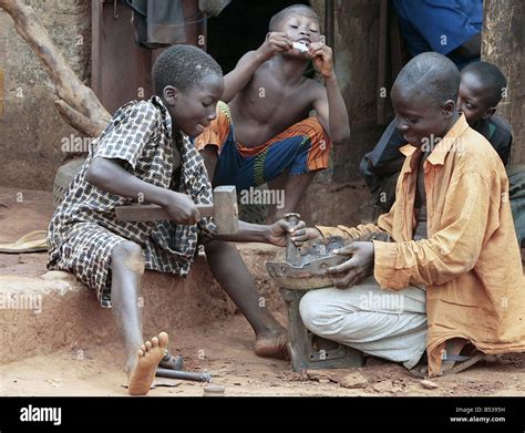 Les Enfants Esclaves Au B Nin Afrique De L Ouest F Vrier Groupe De