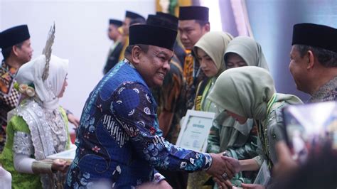 Wisuda Santri Al Ikhlas Hadirkan Tokoh Pondok Pesantren Al